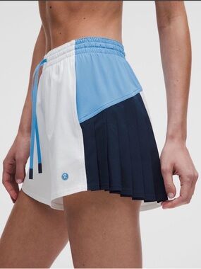 NWT lululemon Court Champ Side-Pleat High-Rise Tennis Short 3" sz S Blue White